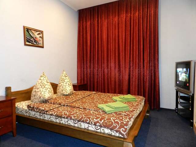 Апартаменты 3-room Apartment on Vintera Boulevard 36, by GrandHome Запорожье-6